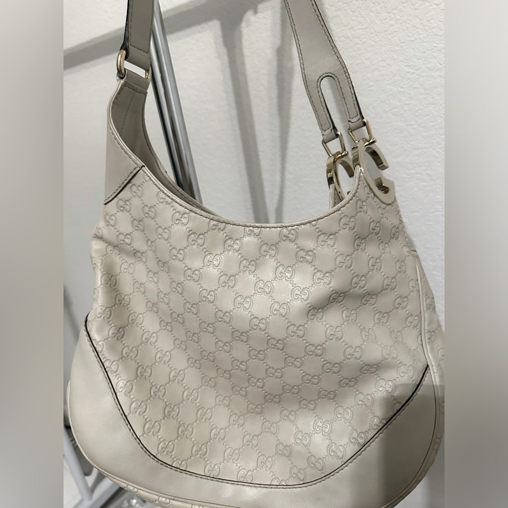 Gucci Charlotte Messenger Bag Guccissima Leather